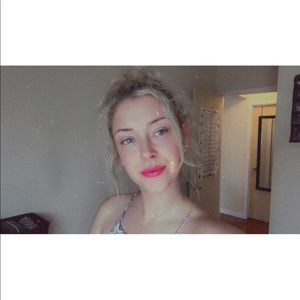 Meet your Posher, Nicheal